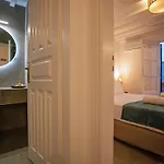 Aelia I / Mykonos Town