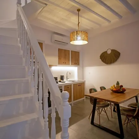 Aelia I / Mykonos Town